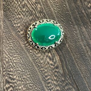 Vintage Green Oval Brooch with Gold Accent